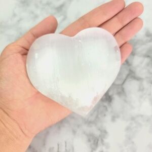 Selenite Crystal Stone Heart Palm Home Decor White Altar Bookshelf Paperweight